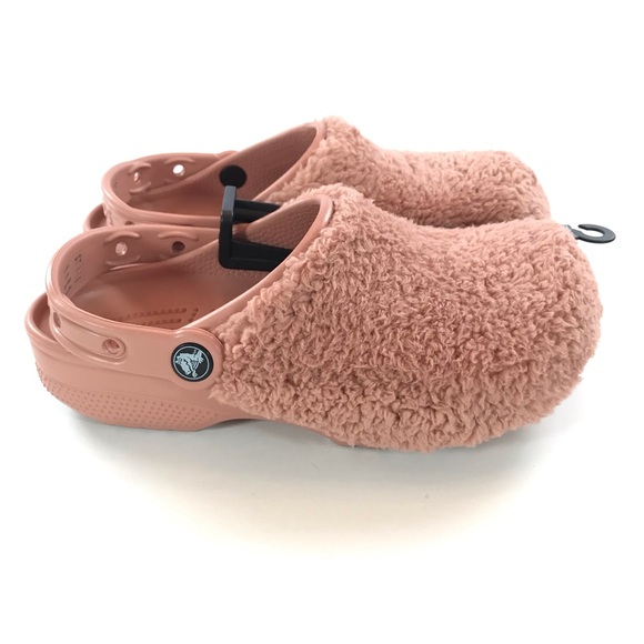 Crocs Classic Fuzz Mania Crocs Mania Crocs Classic Fuzz Mania Clog